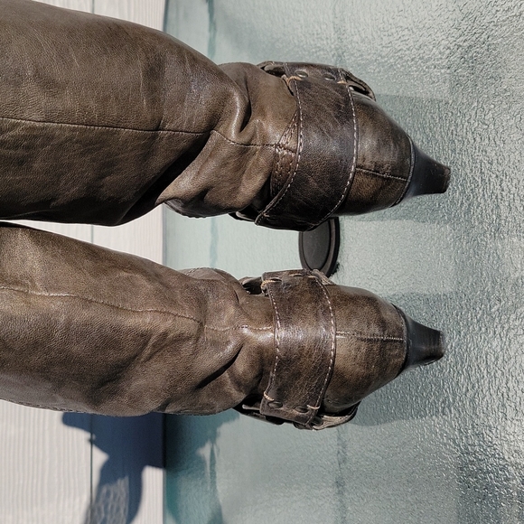 Frye Steffi Pull On Harness  Biker Kitten Heel Grey Boots - Picture 14 of 16